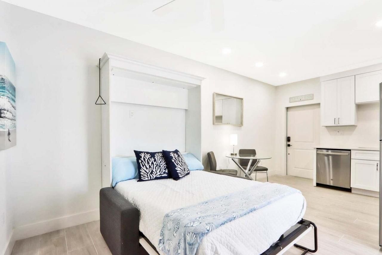 115 Cascade Lane, Palm Beach Shores, FL 33404 Photo