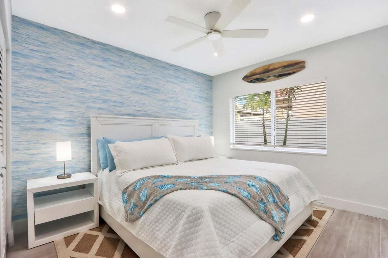 115 Cascade Lane, Palm Beach Shores, FL 33404 Photo