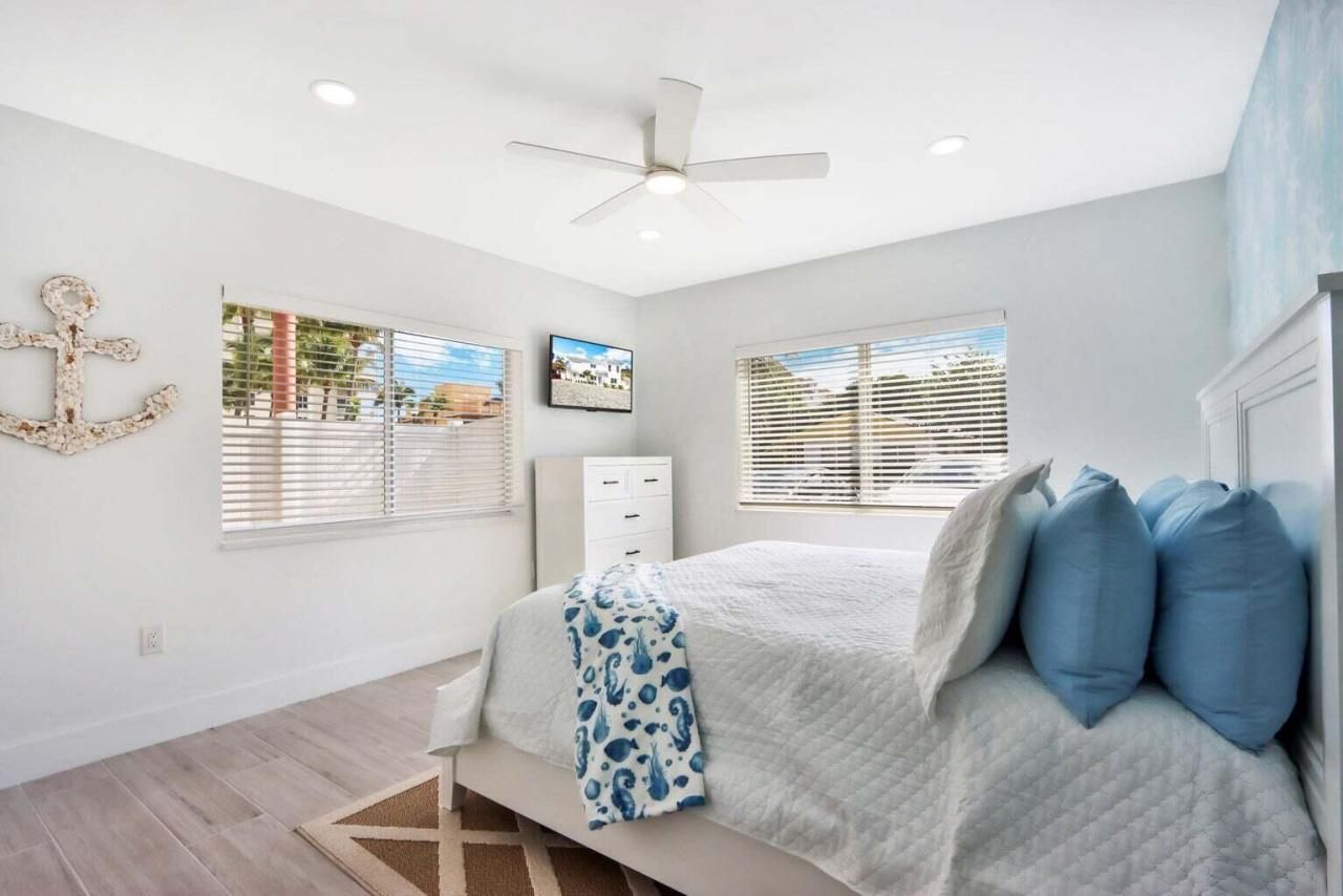 115 Cascade Lane, Palm Beach Shores, FL 33404 Photo