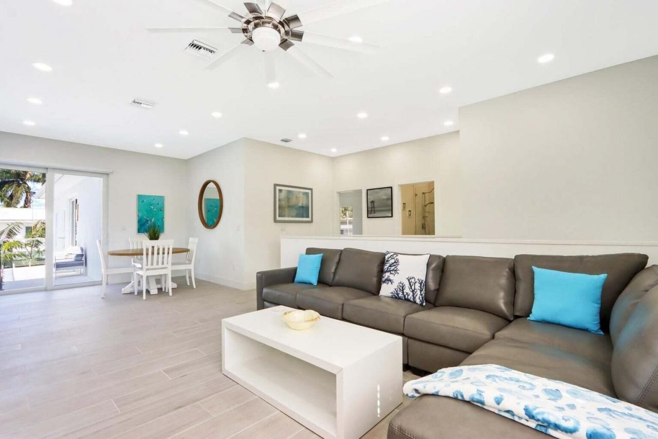 115 Cascade Lane, Palm Beach Shores, FL 33404 Photo