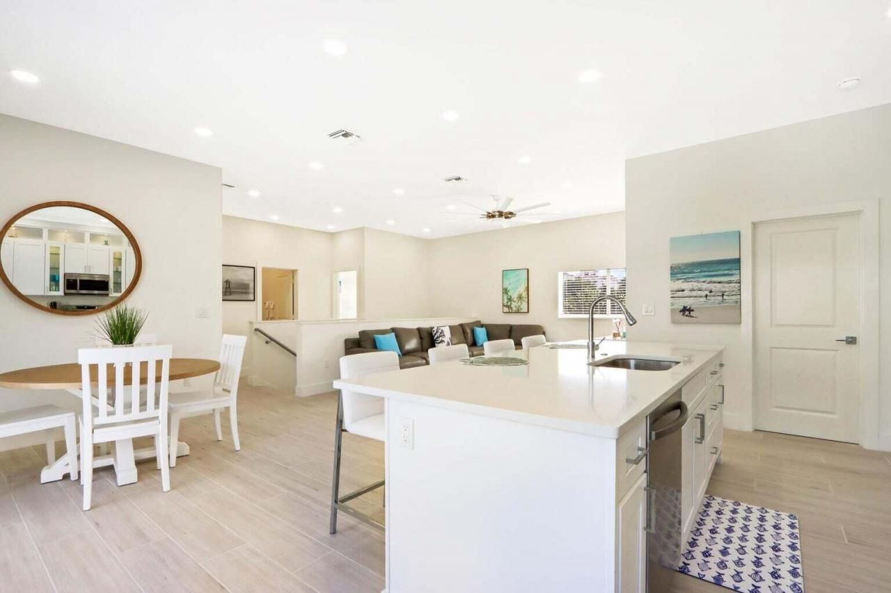 115 Cascade Lane, Palm Beach Shores, FL 33404 Photo