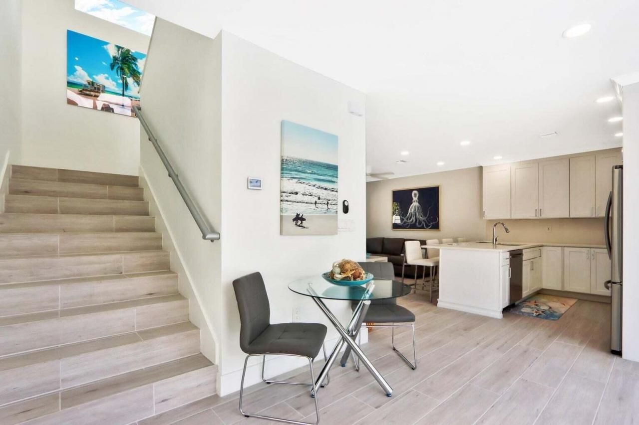 115 Cascade Lane, Palm Beach Shores, FL 33404 Photo