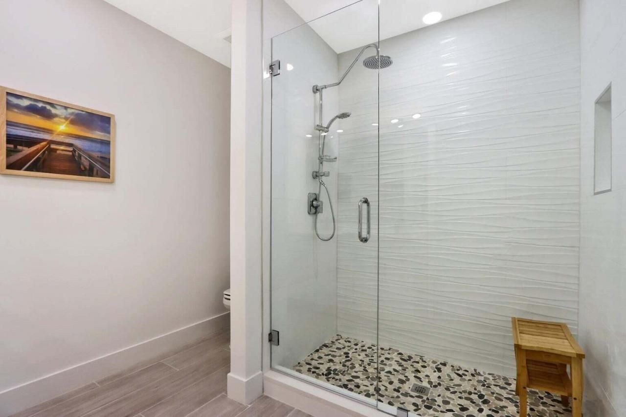 115 Cascade Lane, Palm Beach Shores, FL 33404 Photo