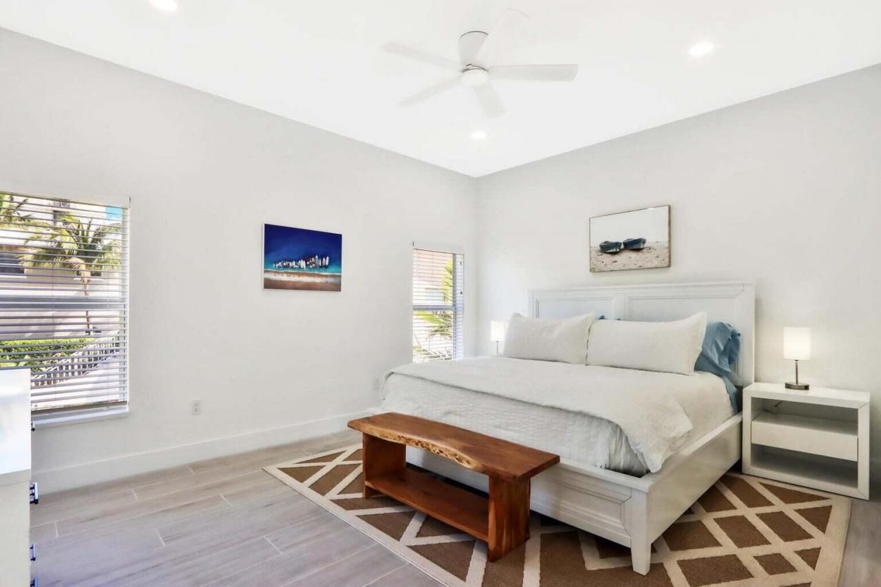 115 Cascade Lane, Palm Beach Shores, FL 33404 Photo