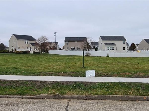 V/L Monroe Square, Barberton, OH 44203