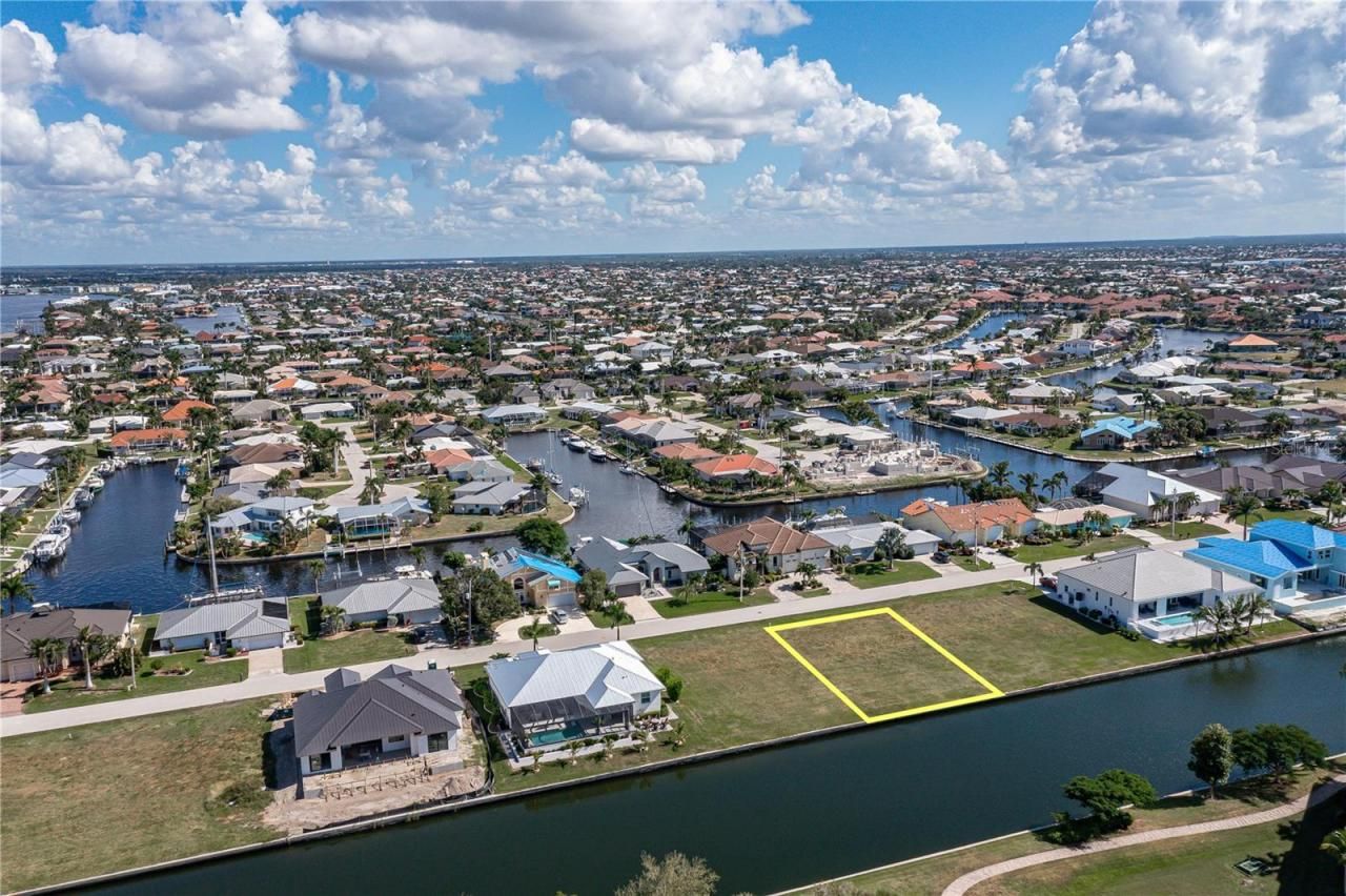 83 Colony Point Drive, Punta Gorda, FL 33950 Photo