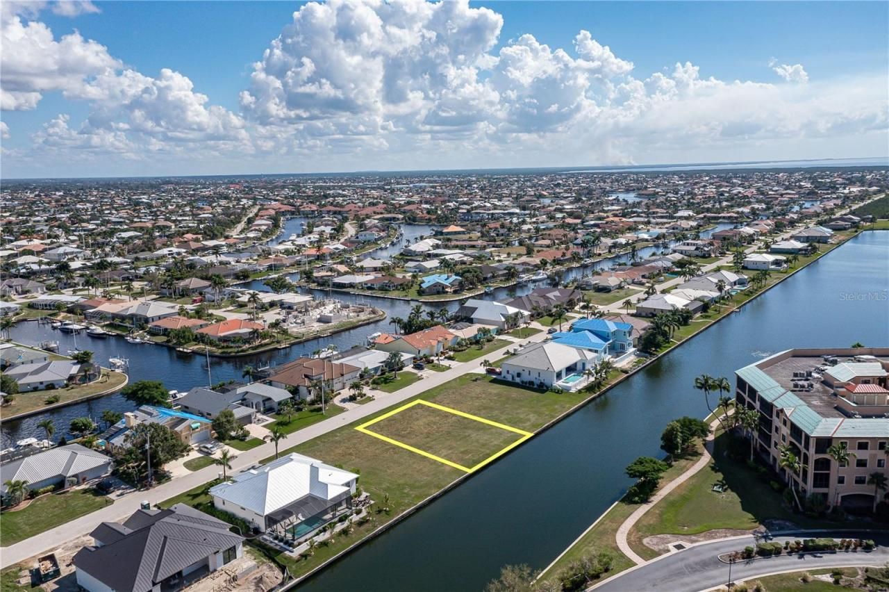 83 Colony Point Drive, Punta Gorda, FL 33950 Photo