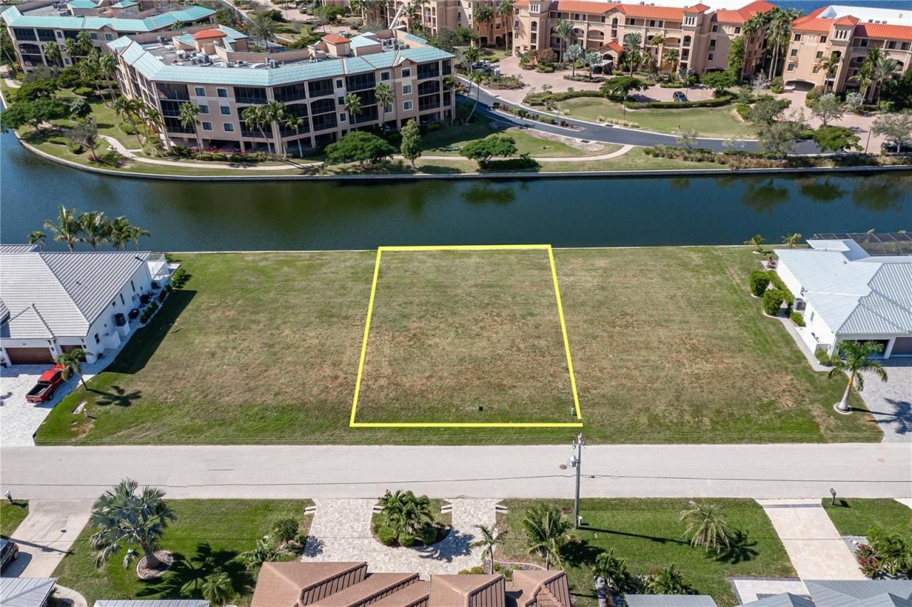 83 Colony Point Drive, Punta Gorda, FL 33950 Photo