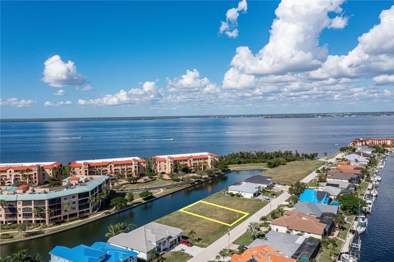 83 Colony Point Drive, Punta Gorda, FL 33950 Photo