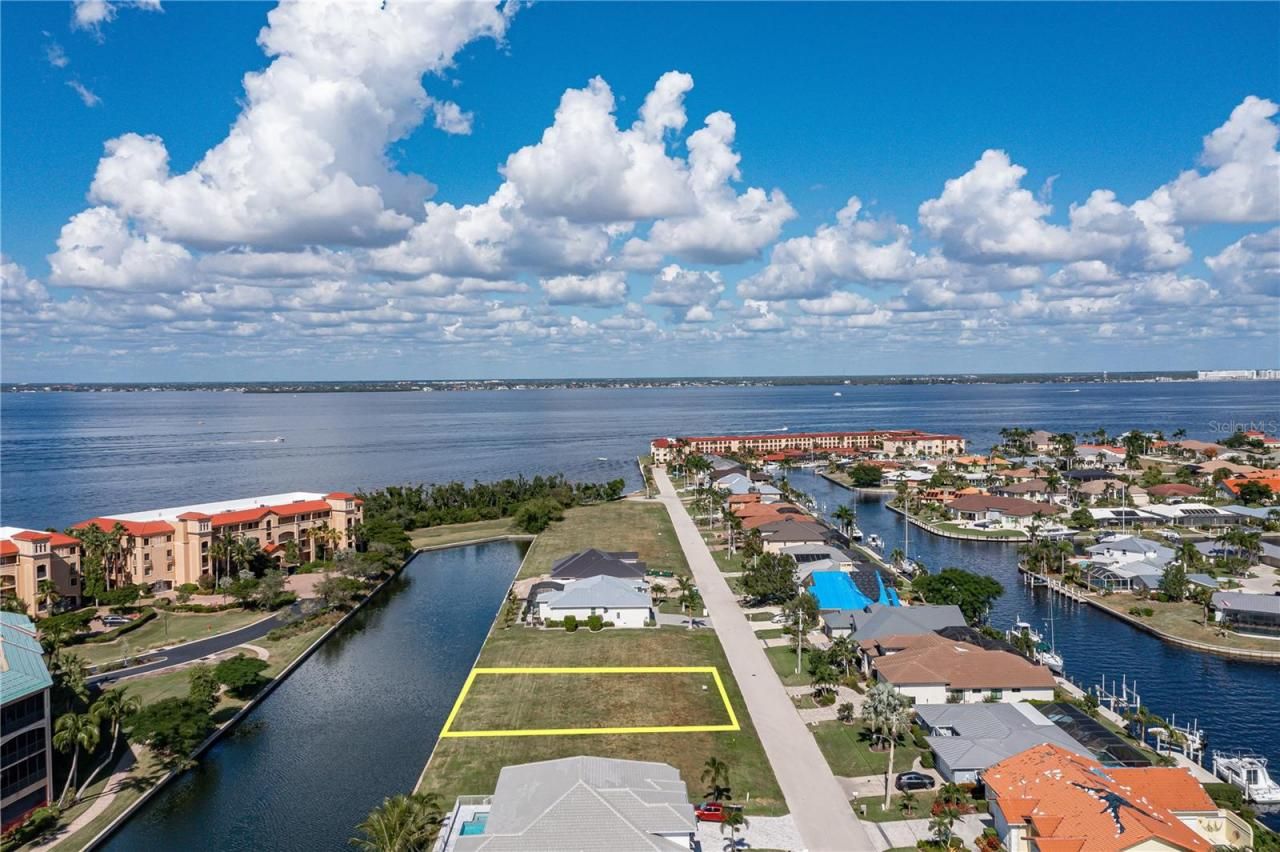83 Colony Point Drive, Punta Gorda, FL 33950 Photo