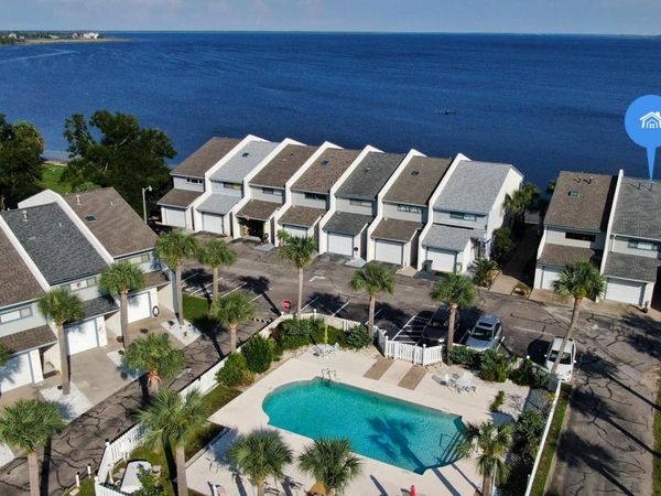 6083 E Highway 98, Panama City, FL 32404