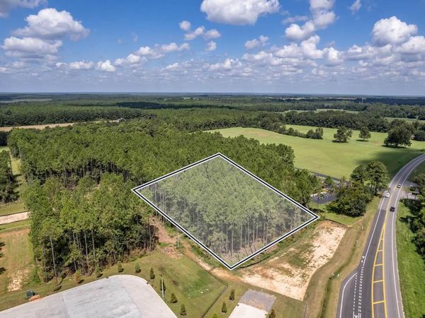1.5AC Highway 4, Baker, FL 32531