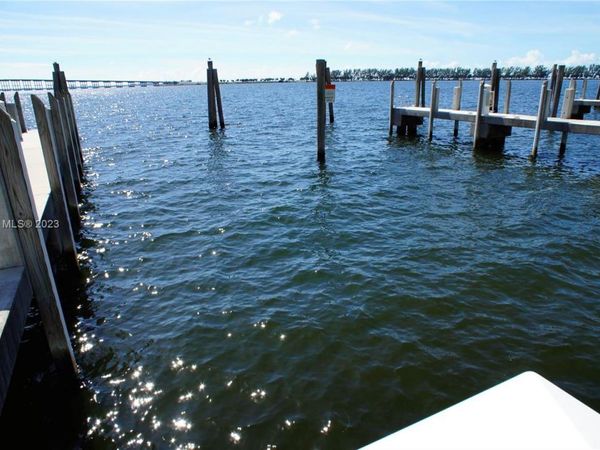 1643 Brickell Slip #5, Miami, FL 33129