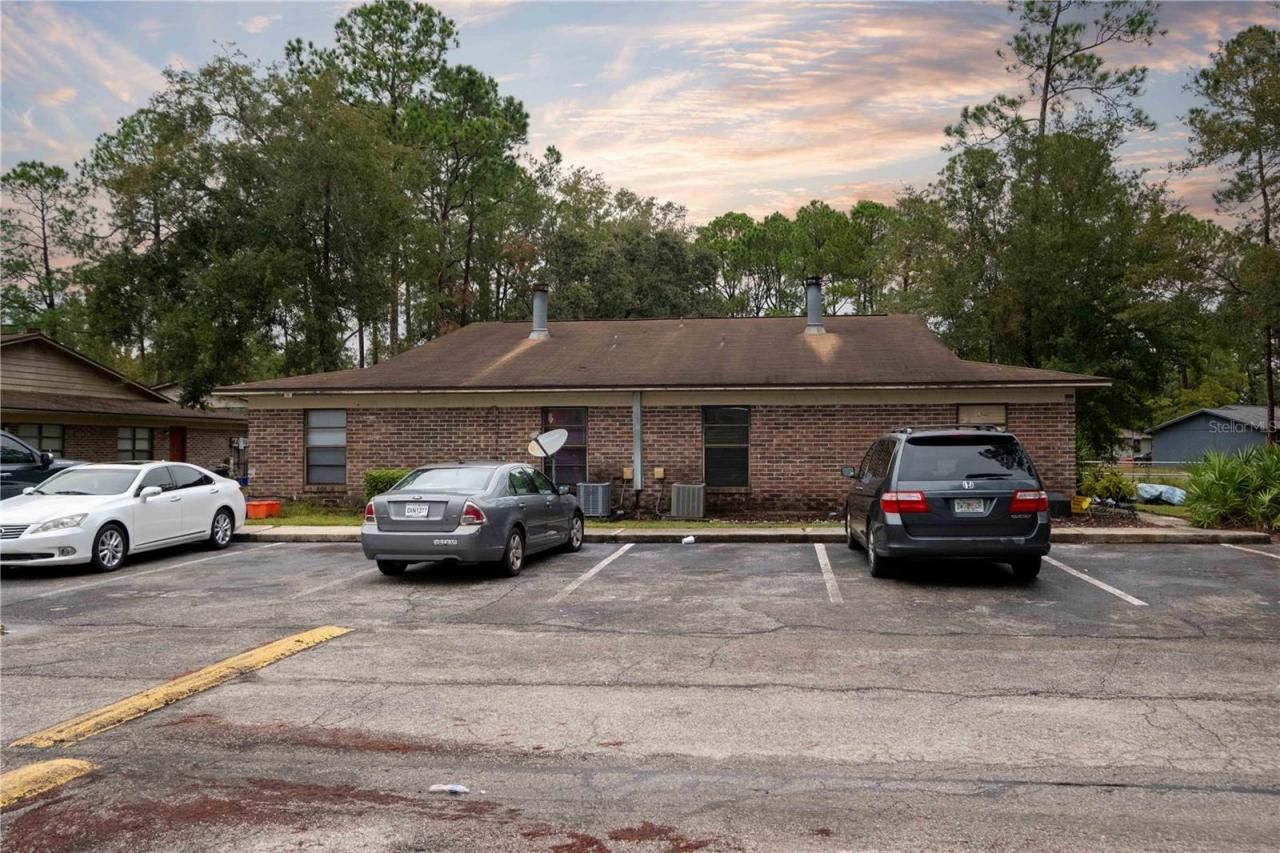 2442 NW 59th Avenue, Gainesville, FL 32653 Main Photo