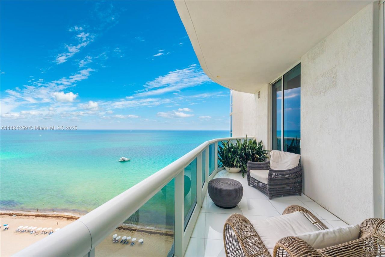 15811 Collins Ave, Unit 1702, Sunny Isles Beach, FL 33160 Photo