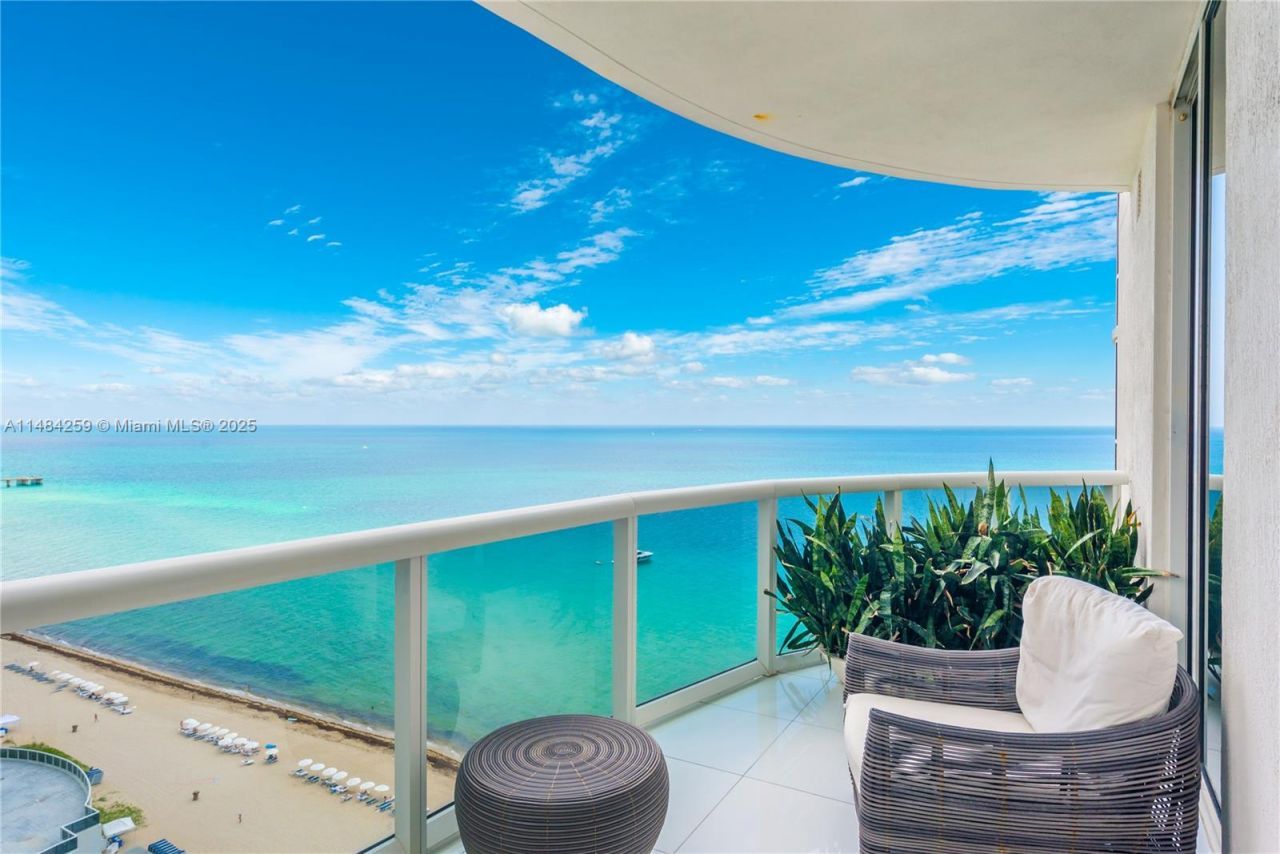 15811 Collins Ave, Unit 1702, Sunny Isles Beach, FL 33160 Photo