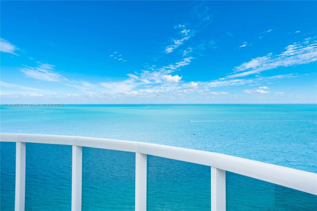 15811 Collins Ave, Unit 1702, Sunny Isles Beach, FL 33160 Photo