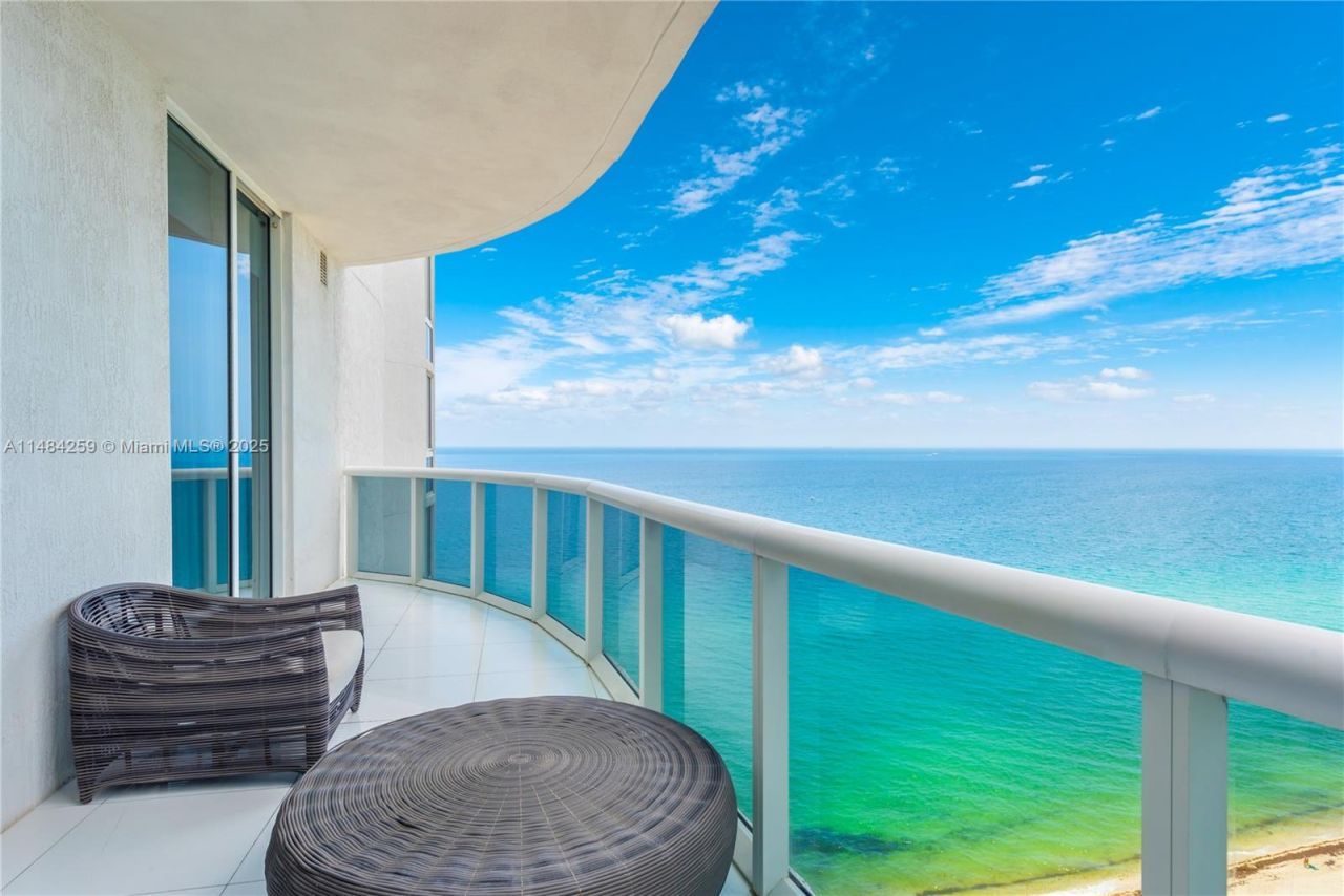15811 Collins Ave, Unit 1702, Sunny Isles Beach, FL 33160 Photo