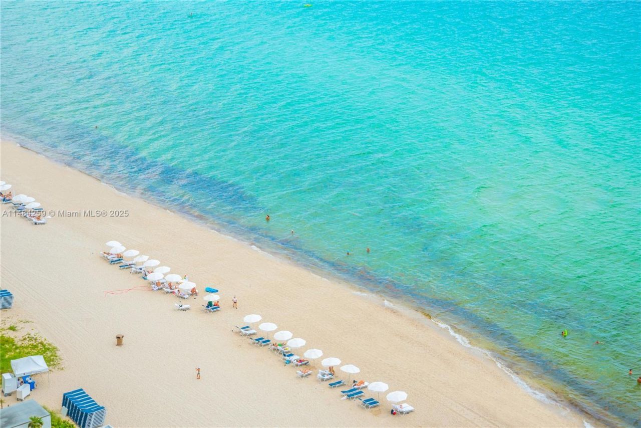 15811 Collins Ave, Unit 1702, Sunny Isles Beach, FL 33160 Photo