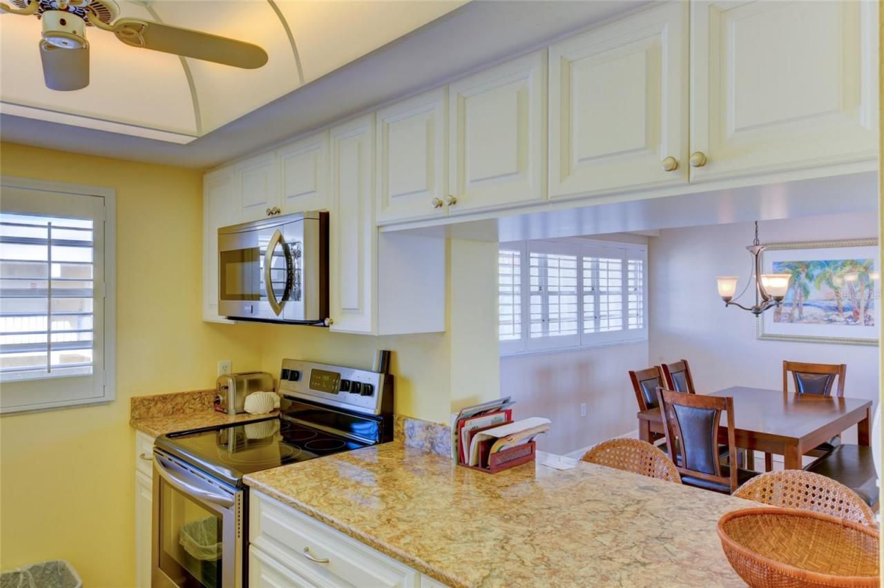 3240 Gulf Of Mexico Drive, Unit 603, Longboat Key, FL 34228 Photo