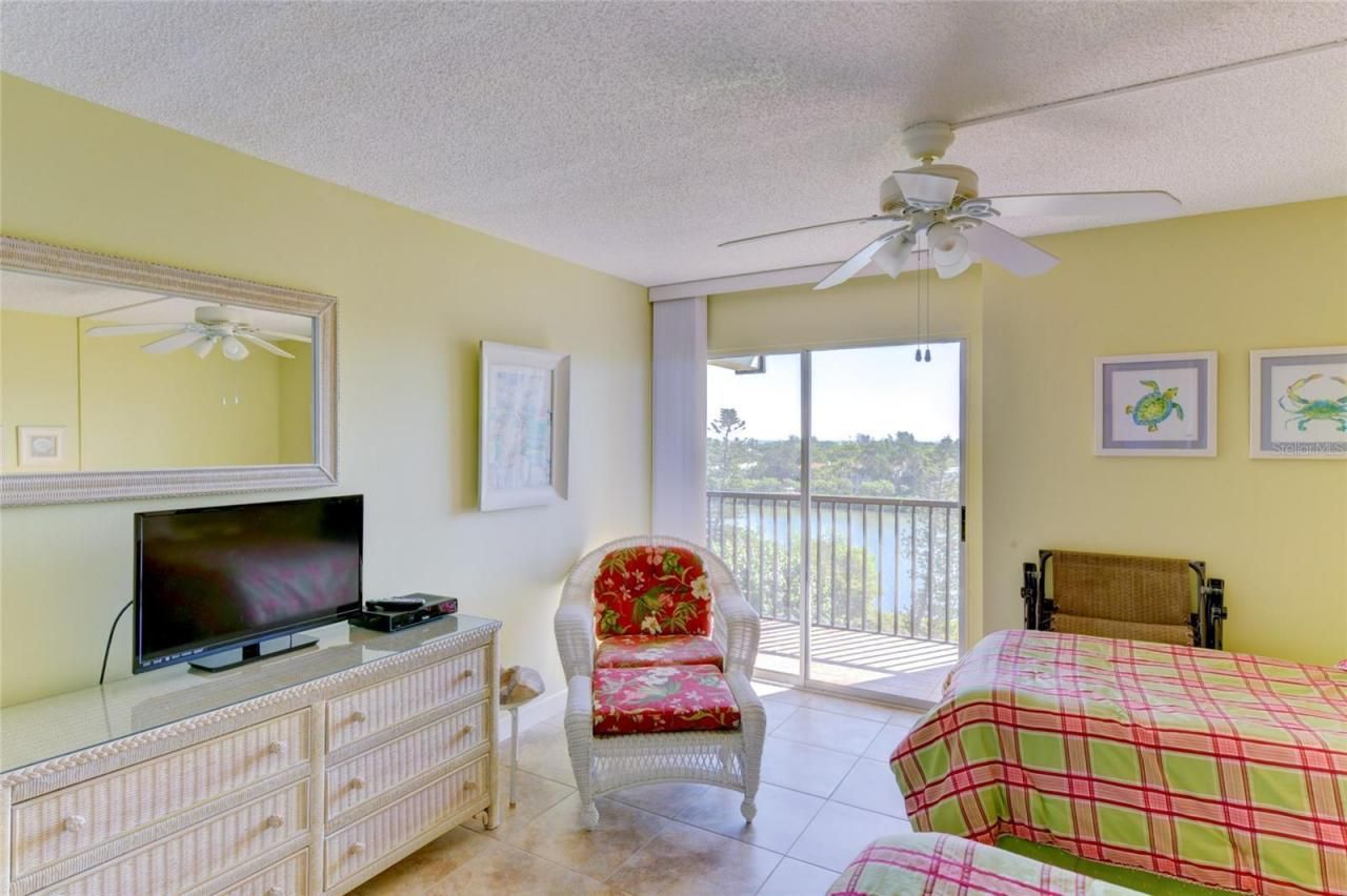 3240 Gulf Of Mexico Drive, Unit 603, Longboat Key, FL 34228 Photo