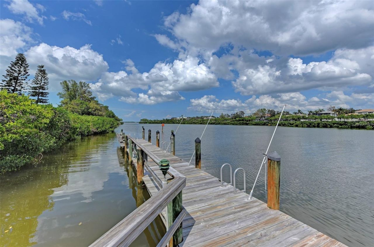 3240 Gulf Of Mexico Drive, Unit 603, Longboat Key, FL 34228 Photo