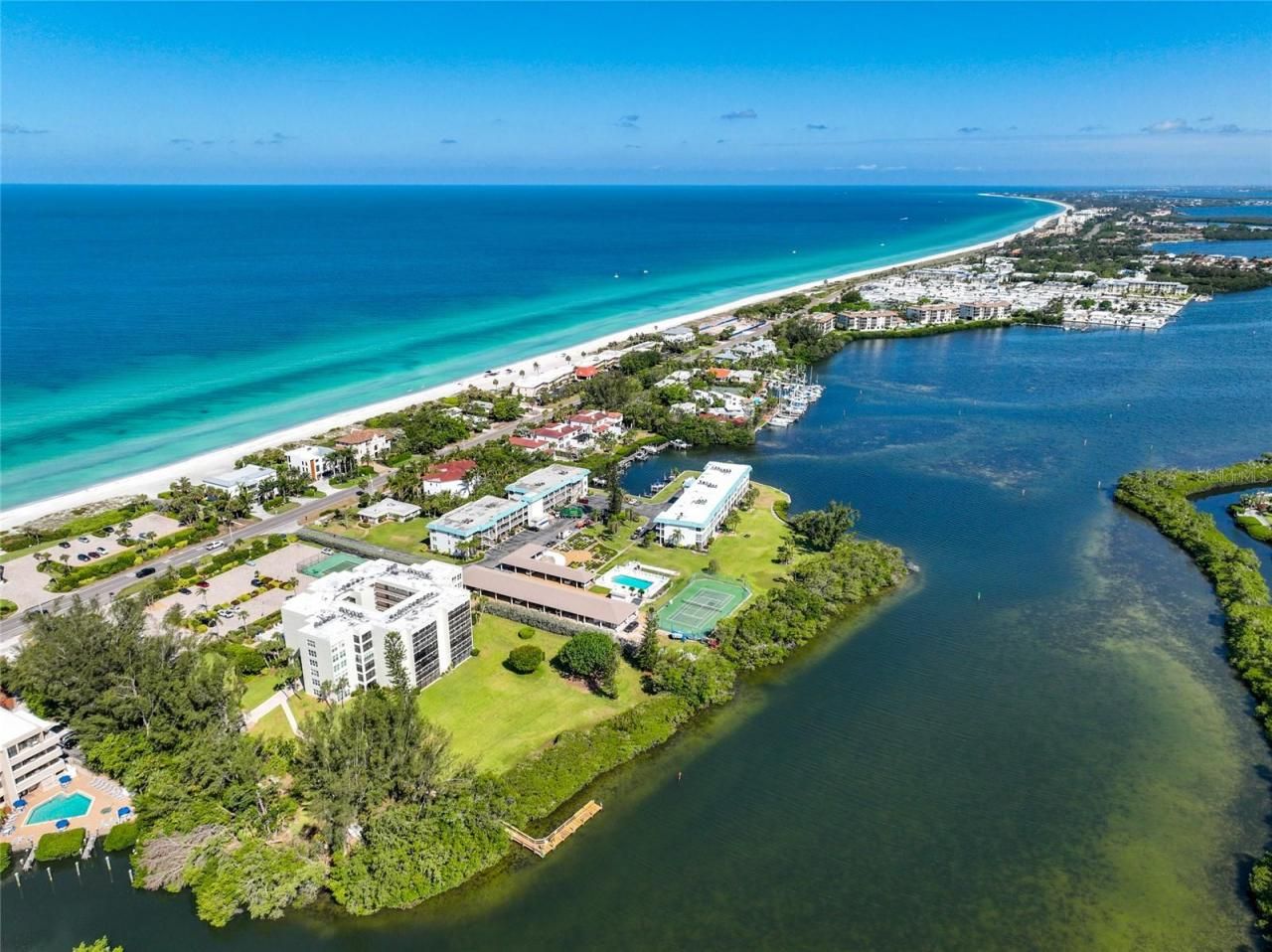3240 Gulf Of Mexico Drive, Unit 603, Longboat Key, FL 34228 Photo