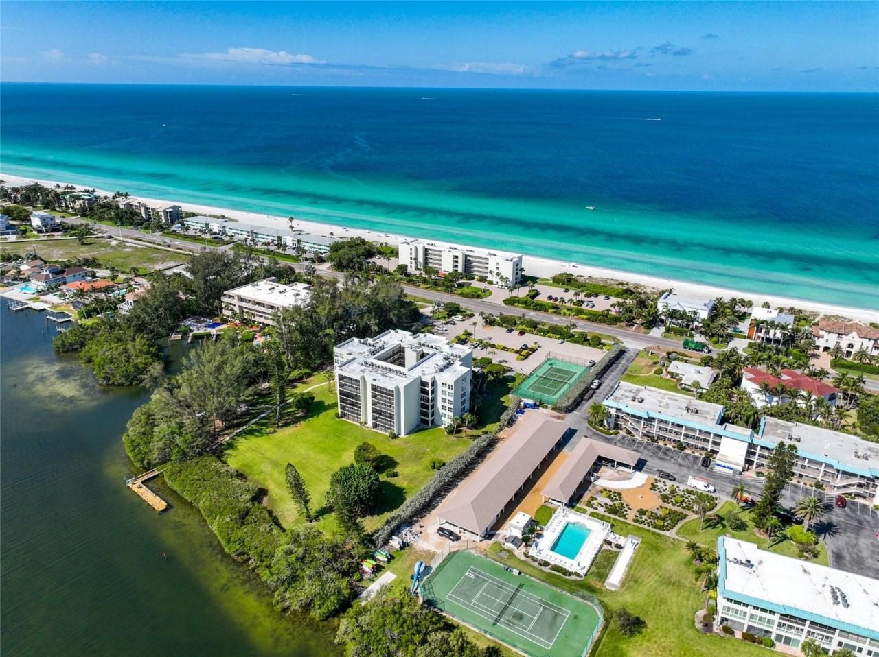 3240 Gulf Of Mexico Drive, Unit 603, Longboat Key, FL 34228 Photo