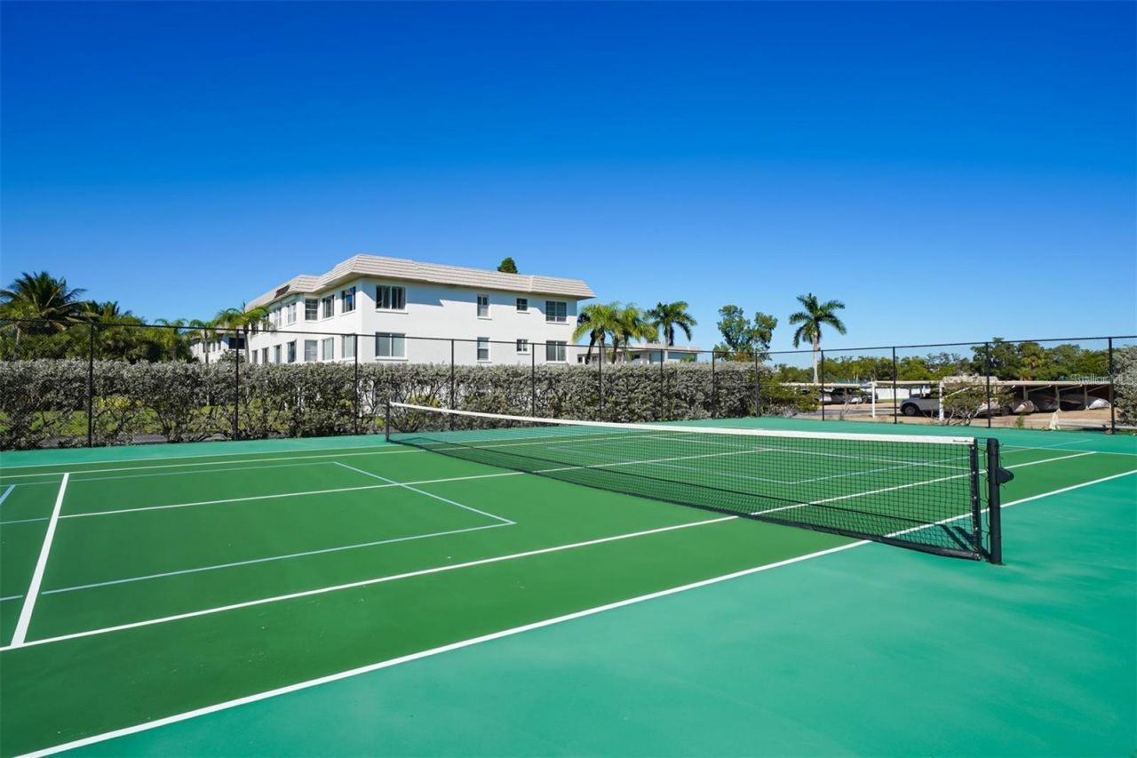 3240 Gulf Of Mexico Drive, Unit 603, Longboat Key, FL 34228 Photo
