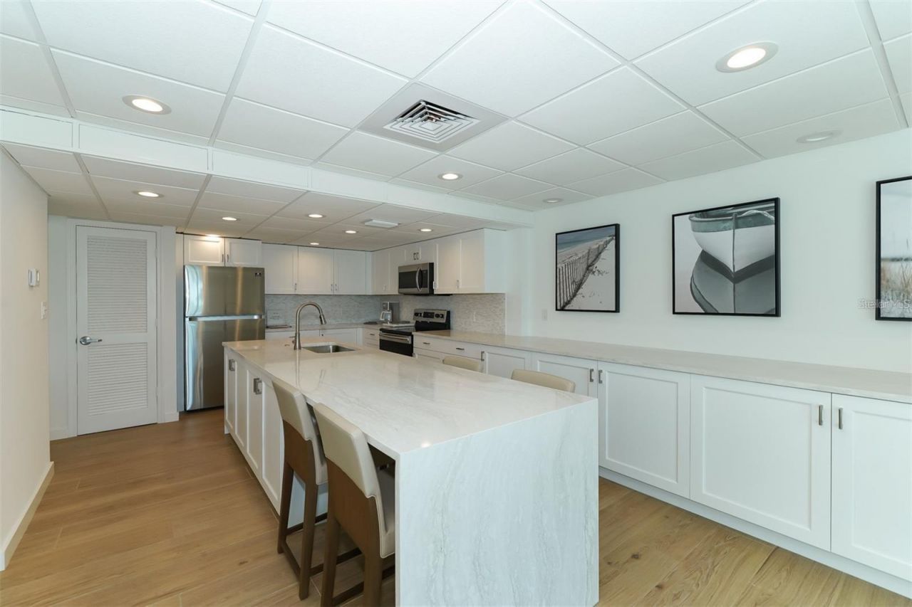 3240 Gulf Of Mexico Drive, Unit 603, Longboat Key, FL 34228 Photo