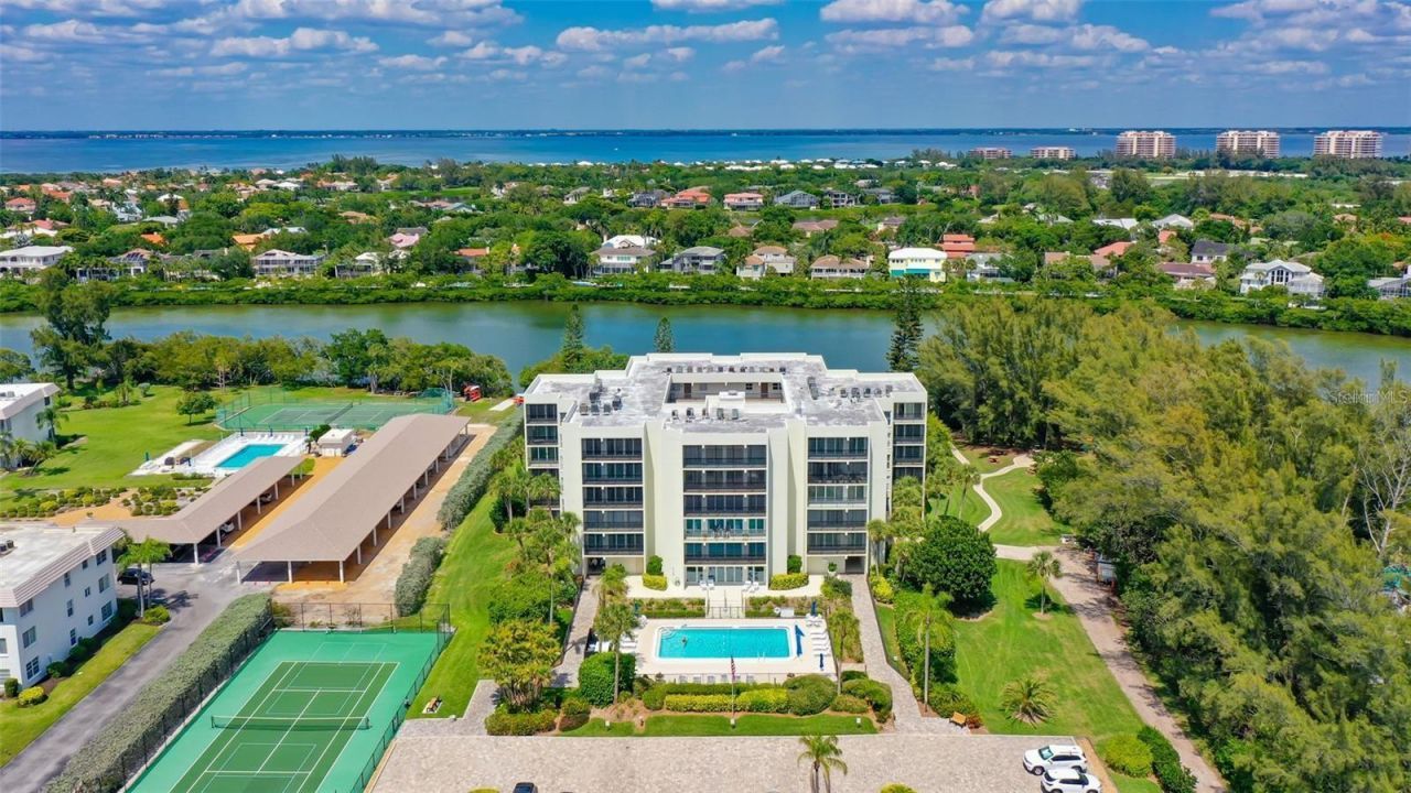 3240 Gulf Of Mexico Drive, Unit 603, Longboat Key, FL 34228 Photo