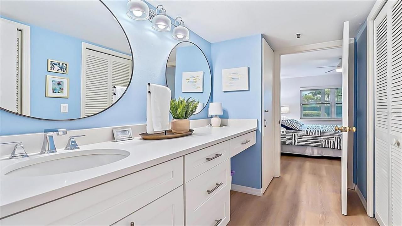 1204 Siesta Bayside Drive, Unit 1204-D, Sarasota, FL 34242 Photo