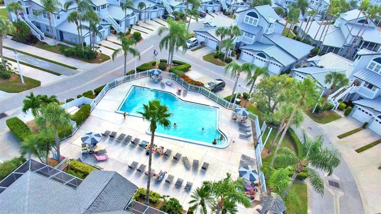 1305 Siesta Bayside Drive, Unit 1305-B, Sarasota, FL 34242 Photo