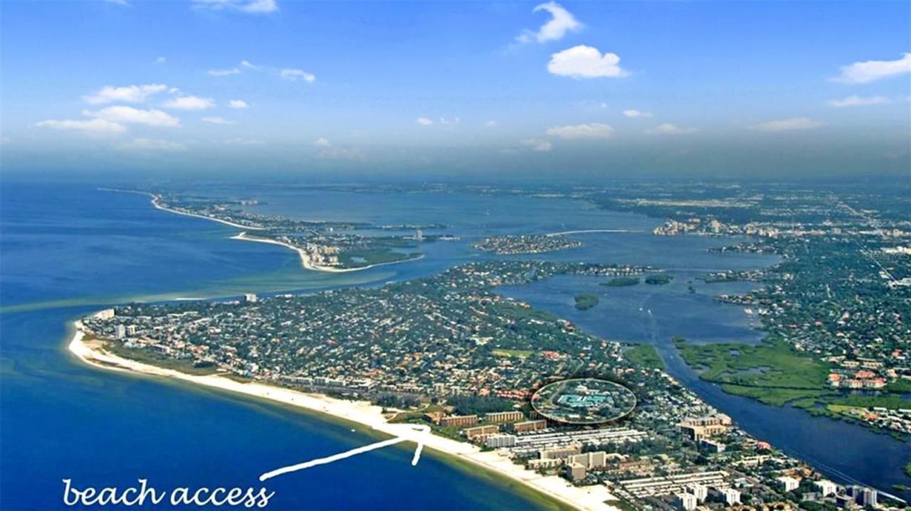 1305 Siesta Bayside Drive, Unit 1305-B, Sarasota, FL 34242 Photo