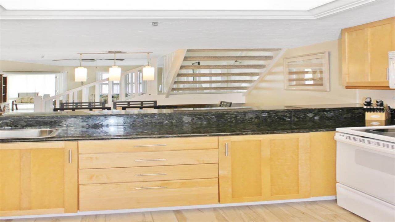 1305 Siesta Bayside Drive, Unit 1305-B, Sarasota, FL 34242 Photo