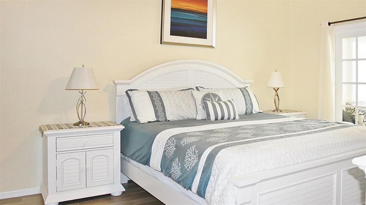 1305 Siesta Bayside Drive, Unit 1305-B, Sarasota, FL 34242 Photo