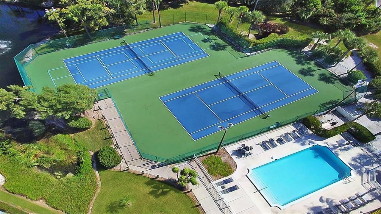 1327 Siesta Bayside Drive, Unit 1327-C, Sarasota, FL 34242 Photo