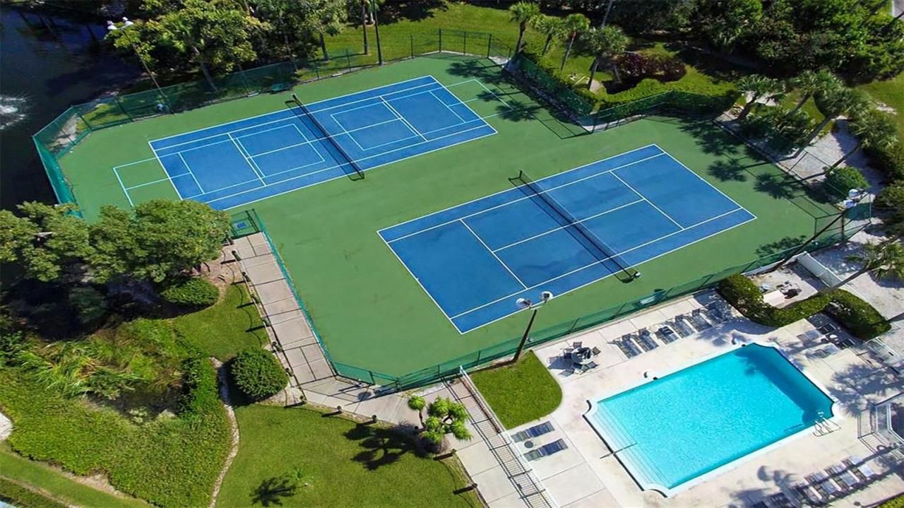 1351 Siesta Bayside Drive, Unit 1351-D, Sarasota, FL 34242 Photo