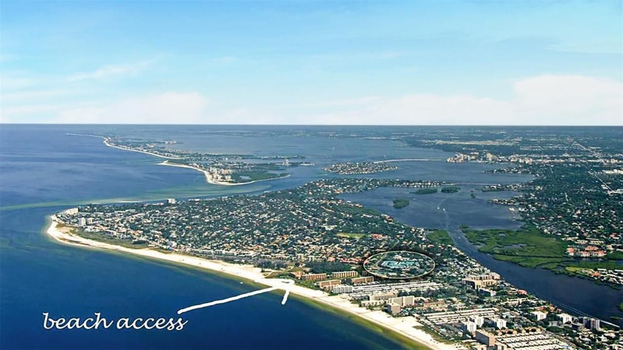 1351 Siesta Bayside Drive, Unit 1351-D, Sarasota, FL 34242 Photo