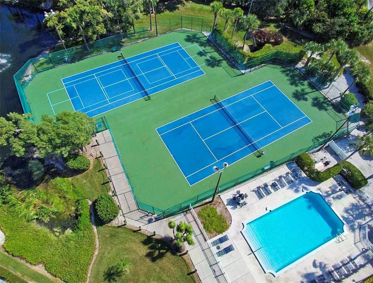 1344 Siesta Bayside Drive, Unit 1344-D, Sarasota, FL 34242 Photo