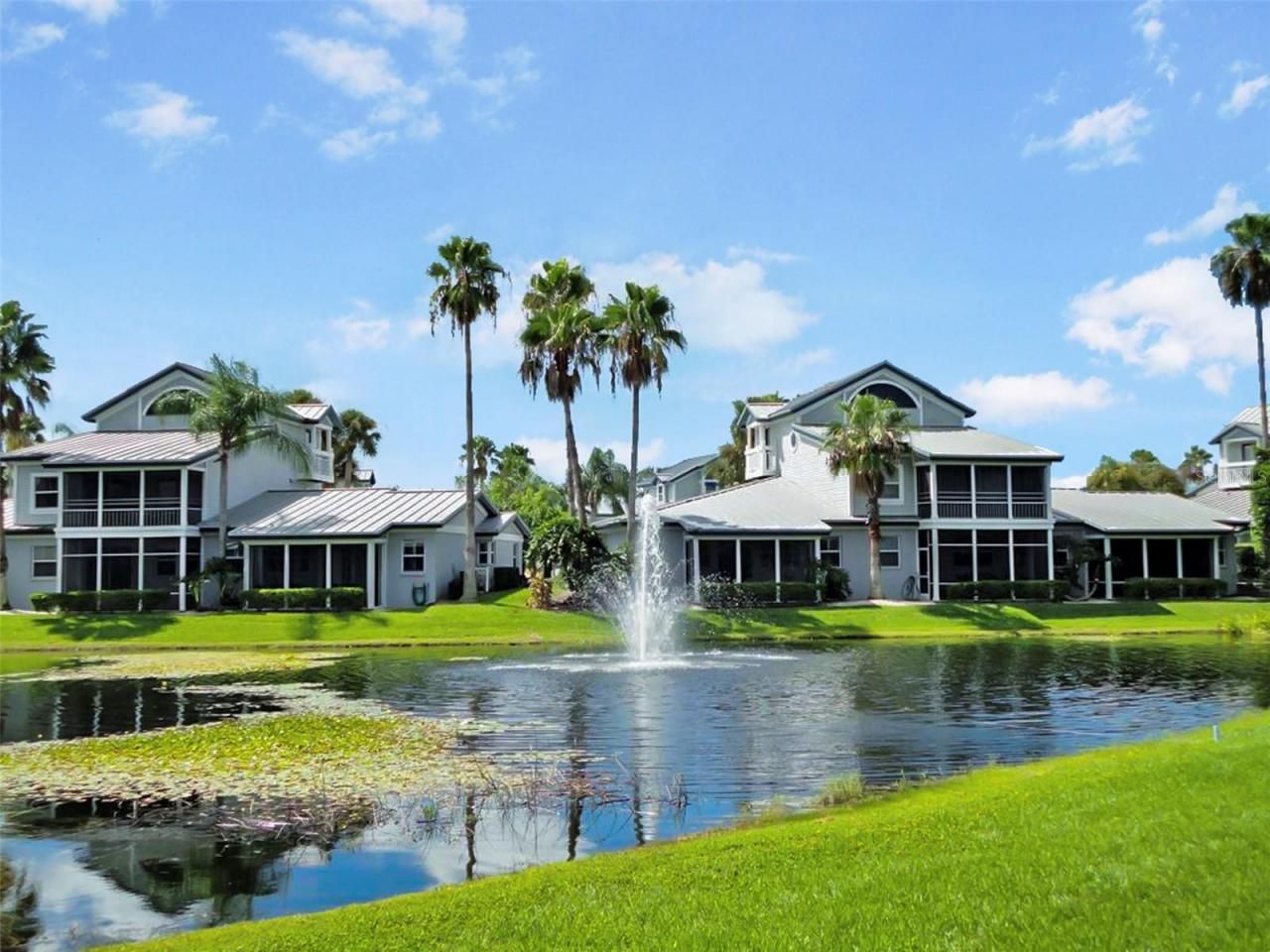 1344 Siesta Bayside Drive, Unit 1344-D, Sarasota, FL 34242 Photo