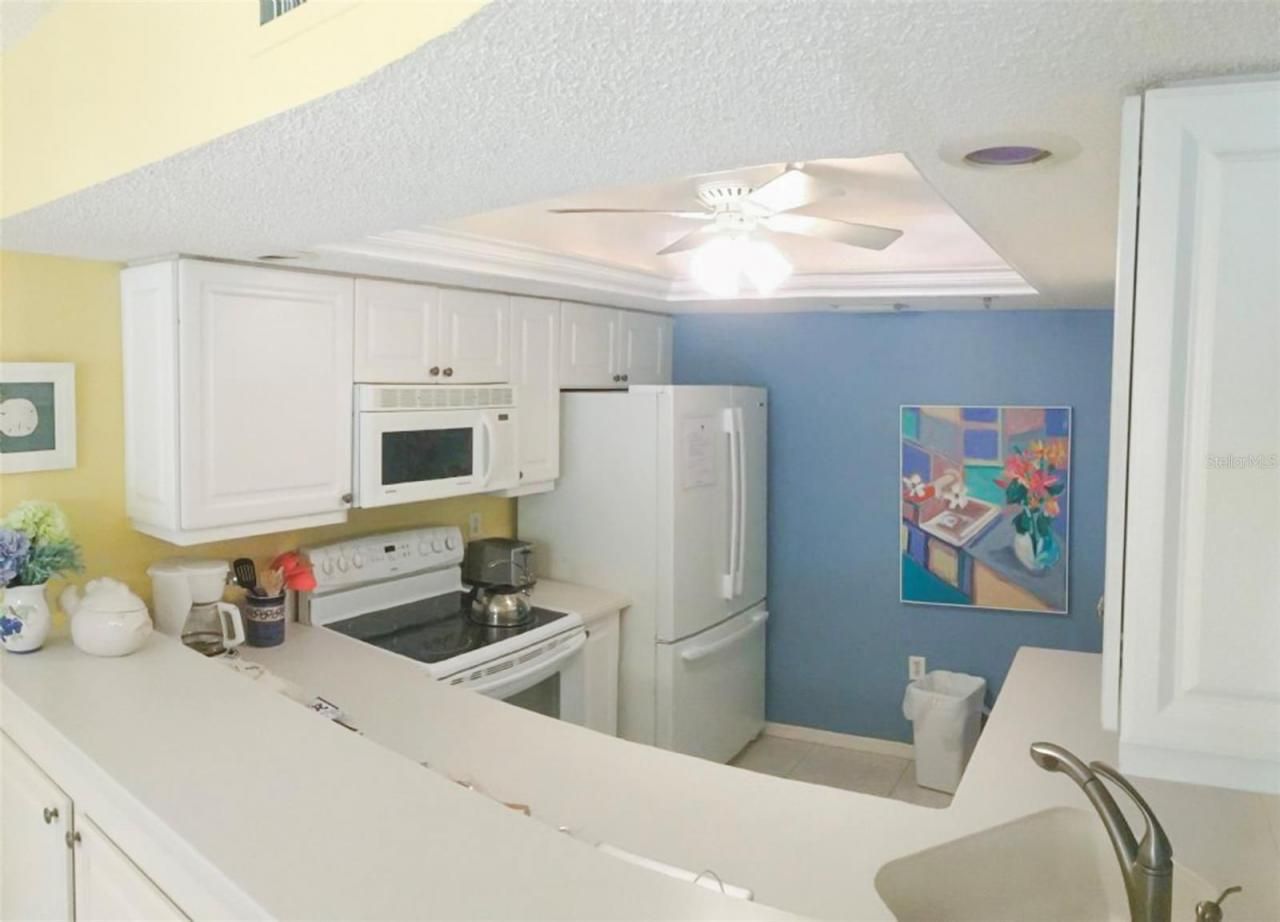 1344 Siesta Bayside Drive, Unit 1344-D, Sarasota, FL 34242 Photo