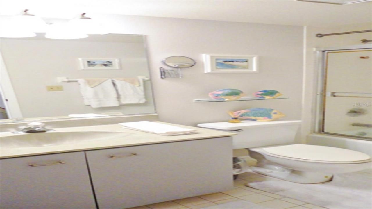 1365 Siesta Bayside Drive, Unit 1365-C, Sarasota, FL 34242 Photo