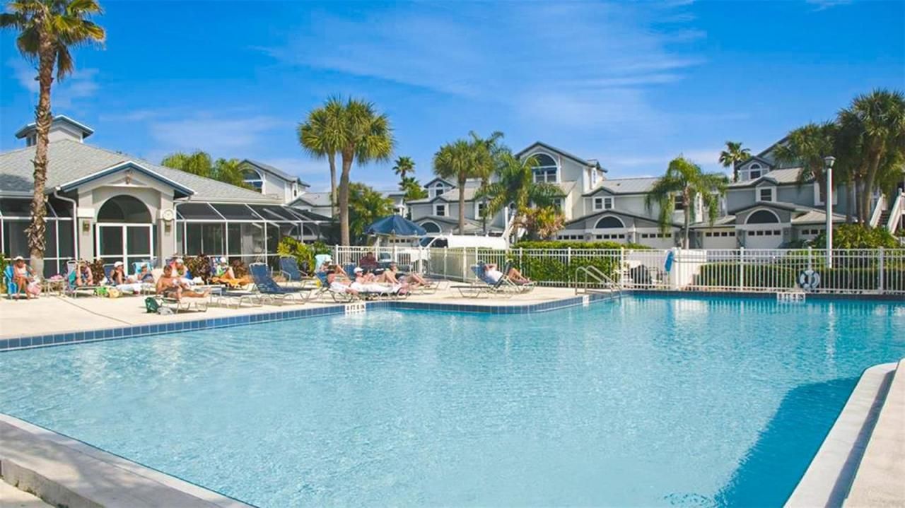 1365 Siesta Bayside Drive, Unit 1365-C, Sarasota, FL 34242 Photo