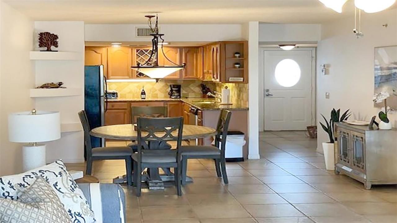 1230 Siesta Bayside Drive, Unit 1230-D, Sarasota, FL 34242 Photo