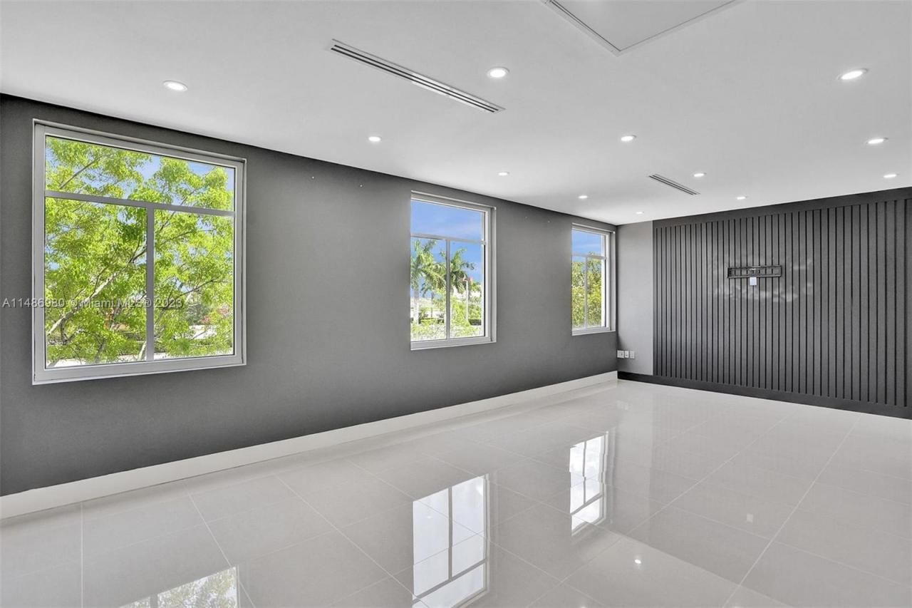 15620 SW 29th St, Miramar, FL 33027 Photo