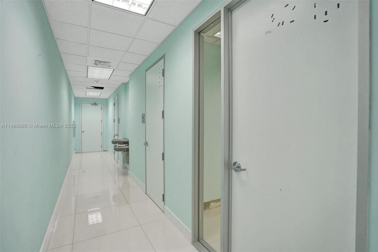 15620 SW 29th St, Miramar, FL 33027 Photo