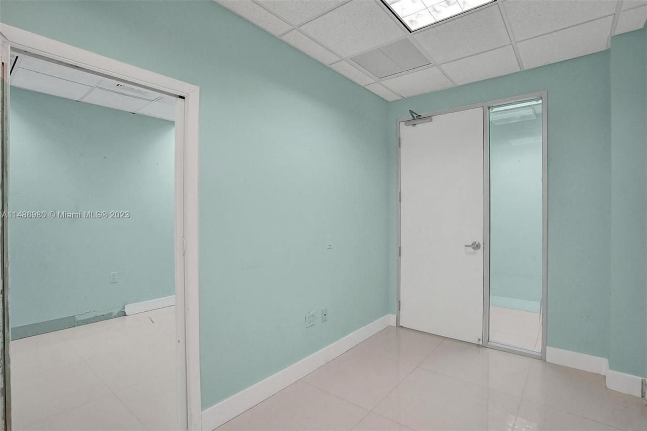 15620 SW 29th St, Miramar, FL 33027 Photo