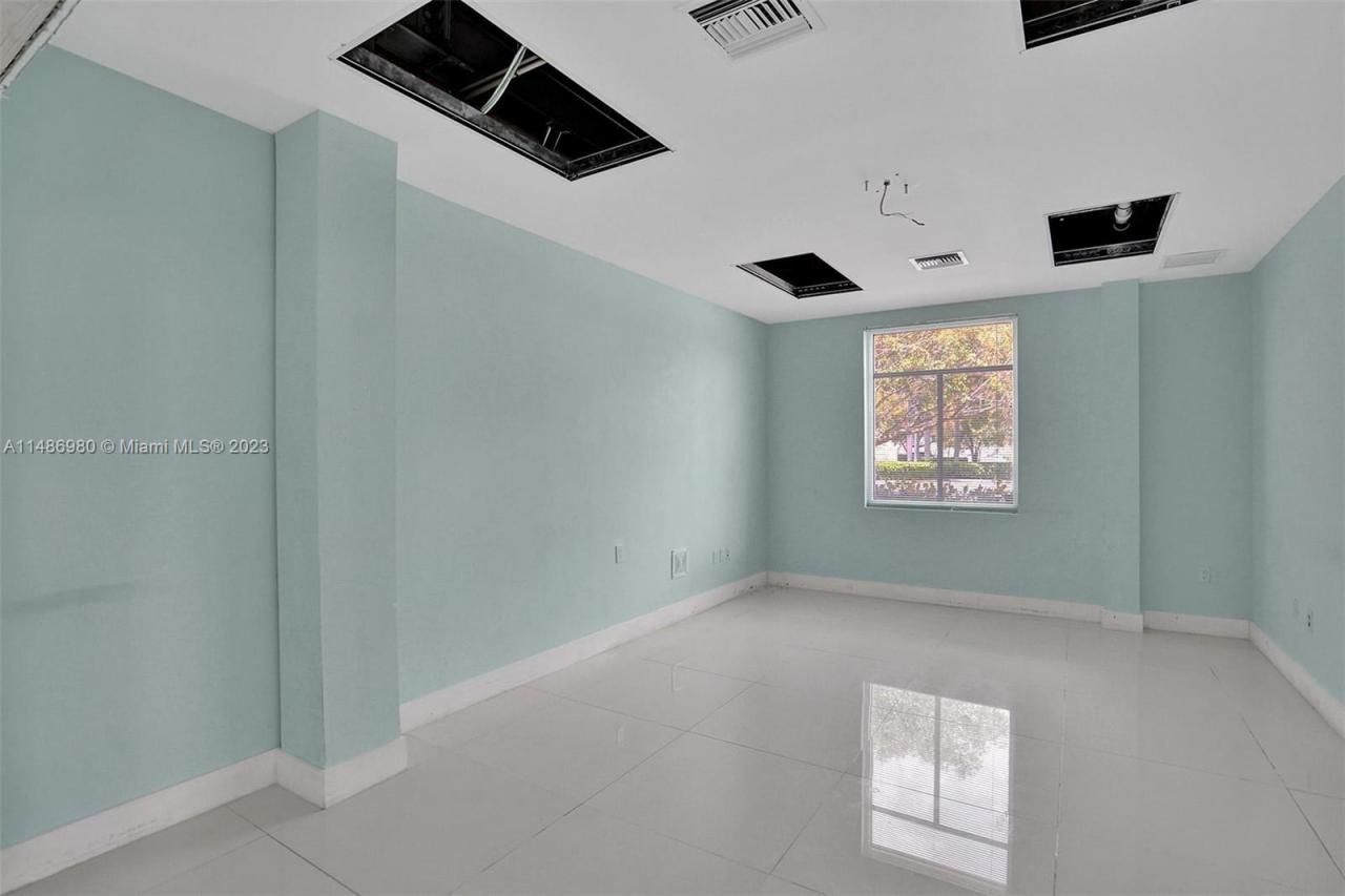 15620 SW 29th St, Miramar, FL 33027 Photo