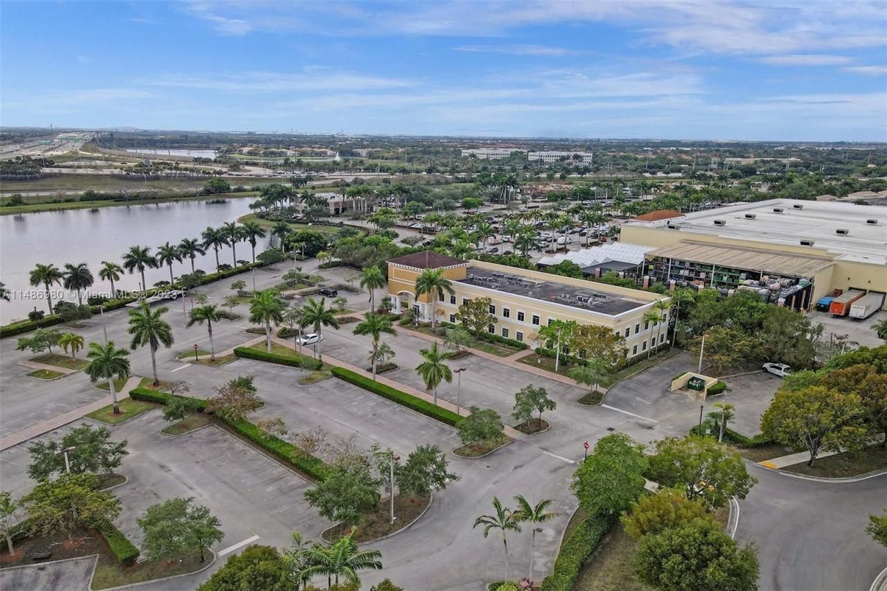 15620 SW 29th St, Miramar, FL 33027 Photo